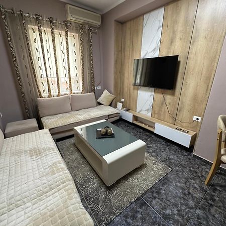 Midtown Cozy Apartment Tiranë Ngoại thất bức ảnh